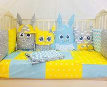 Bytwinz Комплект в кроватку с игрушками "Друзья-2"желто-голубой, 4 предмета